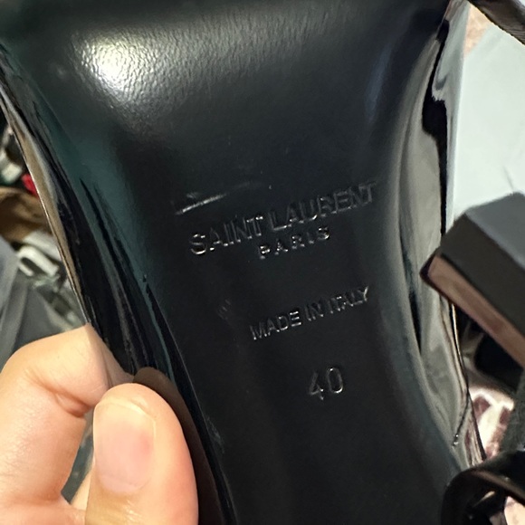Saint Laurent Glossy Black Heels - Picture 3 of 5